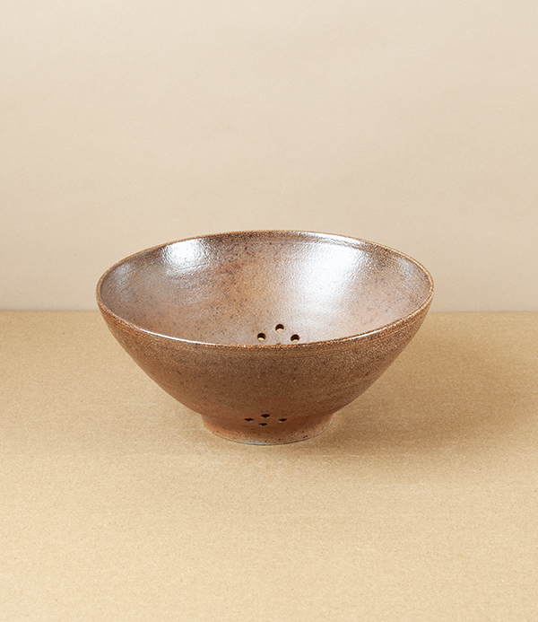 Symy Ong Hand-Thrown Berry Bowl, Salt Glaze