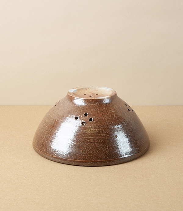 Symy Ong Hand-Thrown Berry Bowl, Salt Glaze