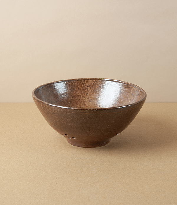 Symy Ong Hand-Thrown Berry Bowl, Salt Glaze
