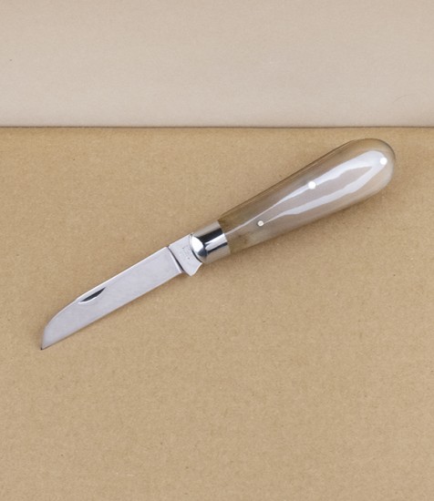 Lambfoot Knife with Rams-Horn Scales