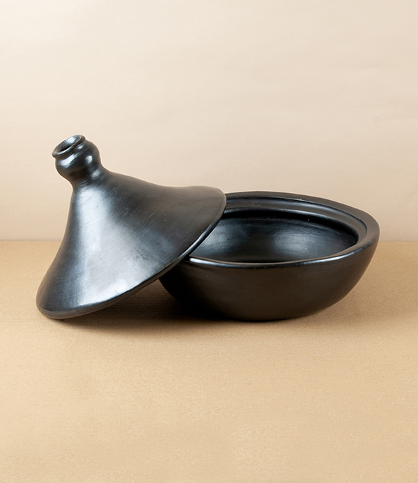 Tierra Negra Hand Made Tagine, 1.5 Litres