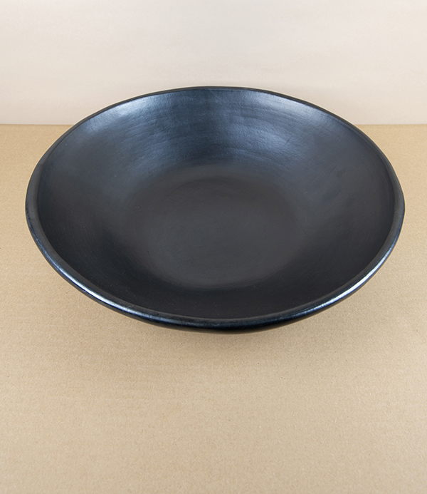 Tierra Negra Serving Dish or Fruit Bowl