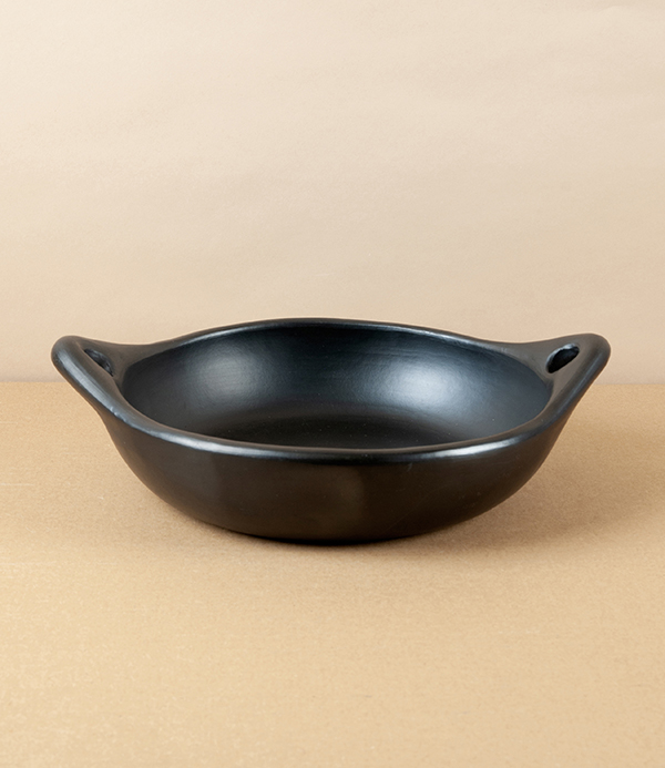 Tierra Negra Hand Made Sauté Dish, Round, Medium