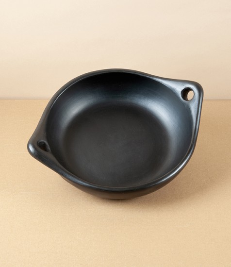 Tierra Negra Hand Made Sauté Dish, Round, Medium
