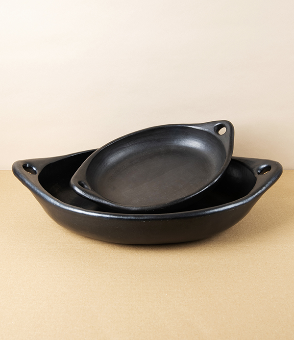 Tierra Negra Hand Made Sauté Dish, Oval, Large