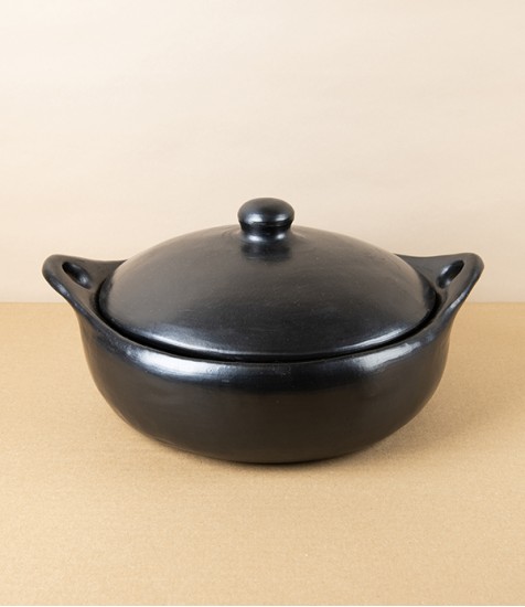 Tierra Negra Hand Made Shallow Casserole Dish, 2.8 Litres