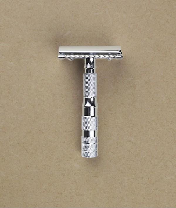 Merkur travel razor with case