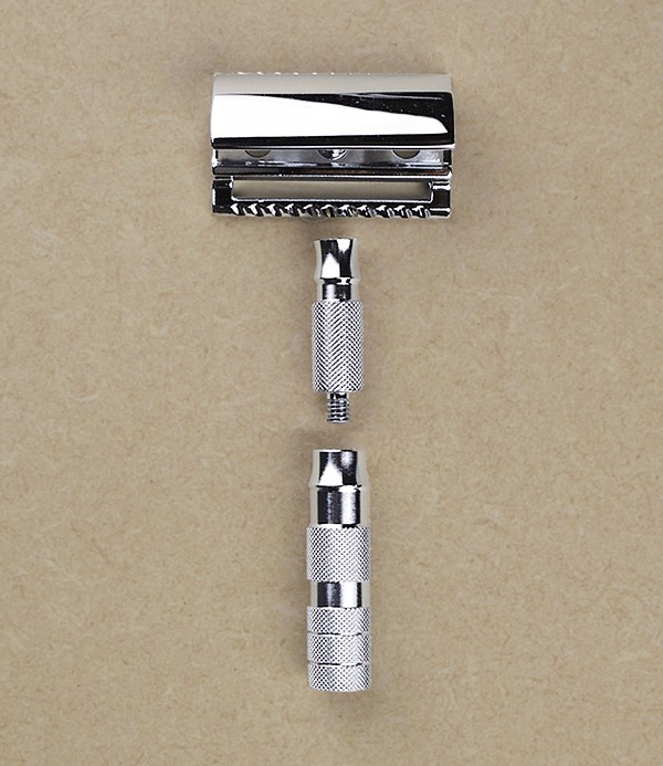 Merkur travel razor with case