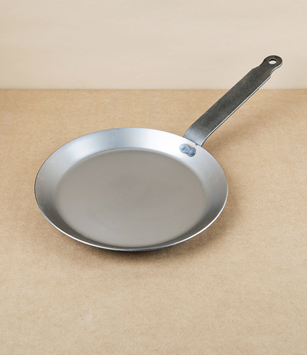 Turk German Carbon Steel Crepe Pan, 22cm