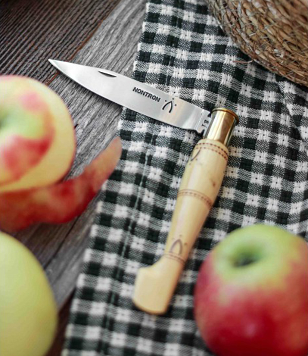 Nontron Penknife Nº22, Boxwood, 8cm