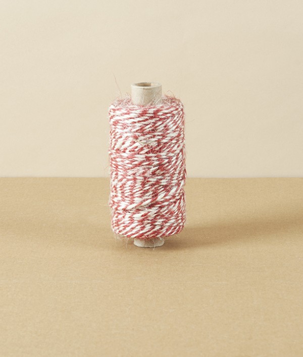 Spool of Red/Blond Jute Twine, 90m
