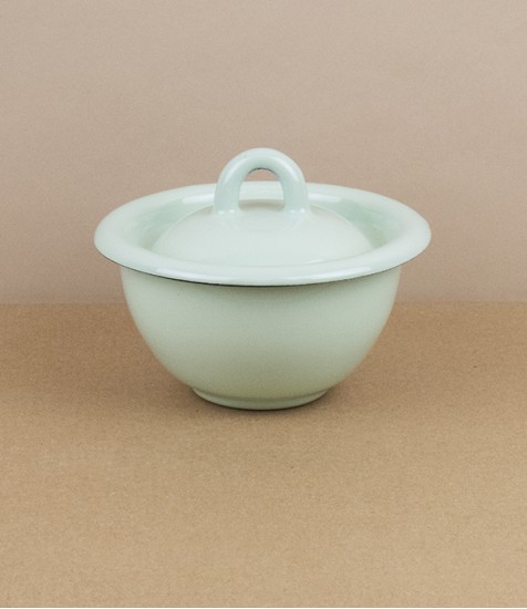 Ukrainian lidded enamel bowl, 10cm, mint