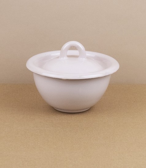 Ukrainian lidded enamel bowl, 10cm, rose