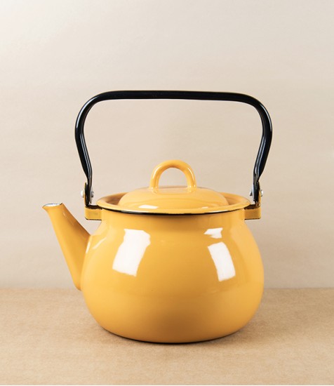 Ukrainian Enamel Kettle, 2.5 litres, Yellow