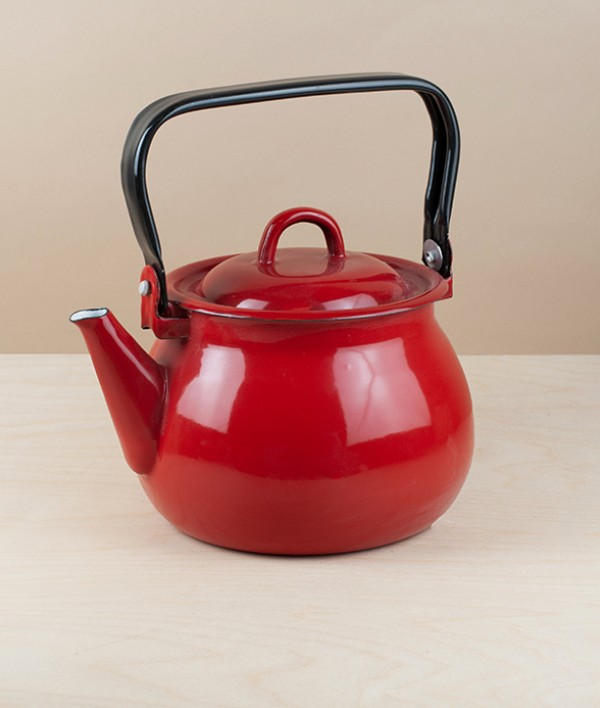 Ukrainian Enamel Kettle, 2.5 litres, Red