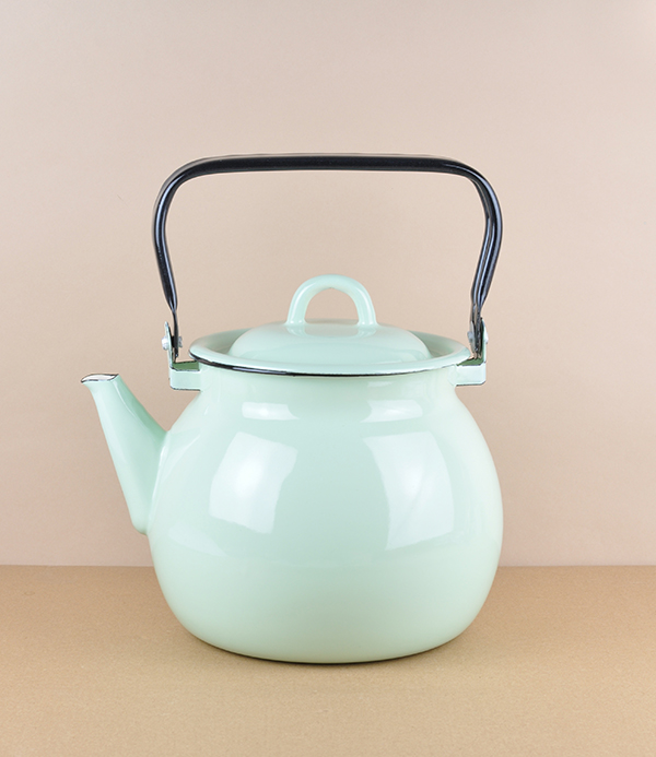Ukrainian enamel kettle, 3.5 litres, pistachio