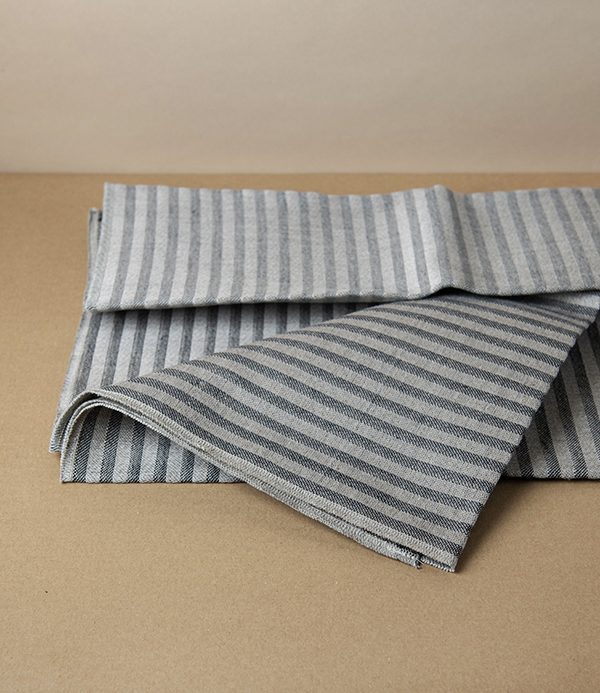Swedish Linen Jacquard Stripe Bath Towel, Black, Växbo Lin