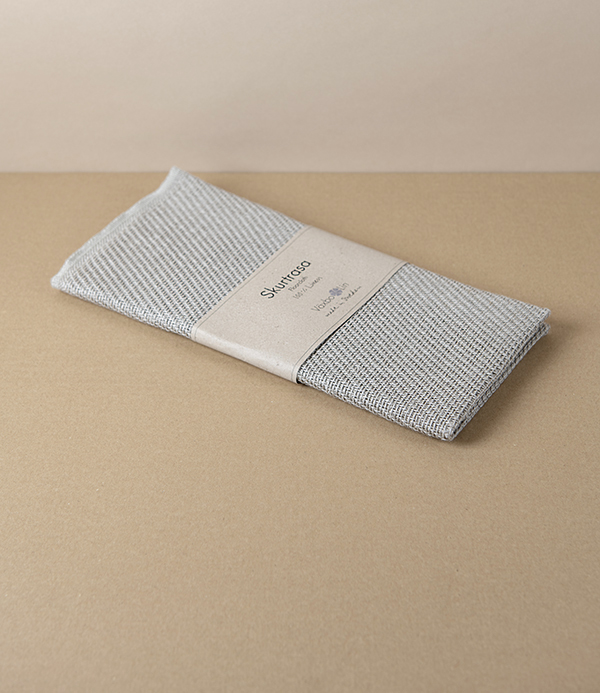 Swedish Linen Floor Cloth, White Hem, Växbo Lin