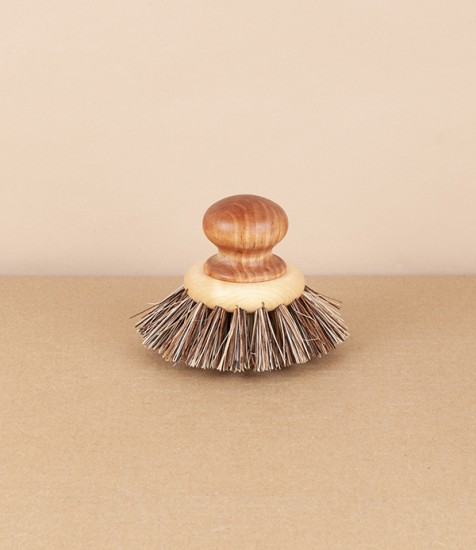 Vegetable brush, round, birch & union fibre