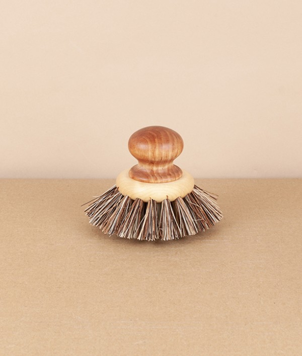 Vegetable brush, round, birch & union fibre
