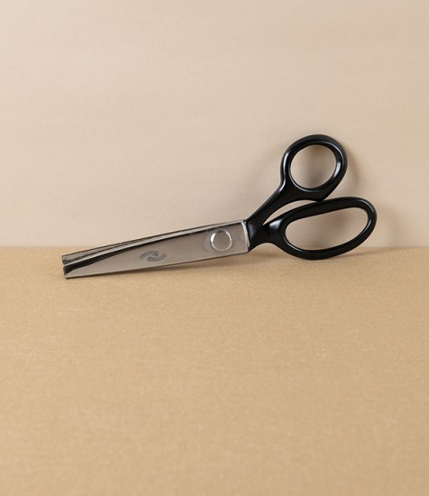 WaSa Solingen Pinking Shears with Black Japanned Handles