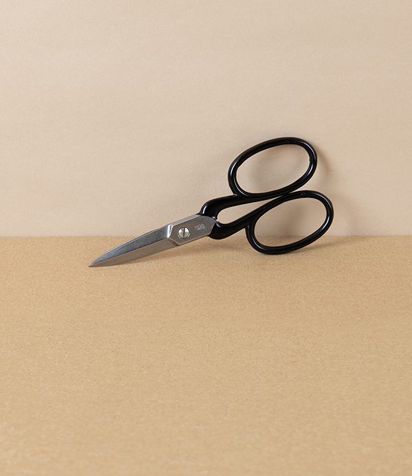 WaSa Solingen Weaver’s Scissors with Black Japanned Handles