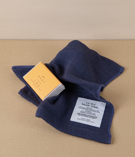Japanese Organic Cotton Washcloth & Kobe Honey Soap Set
