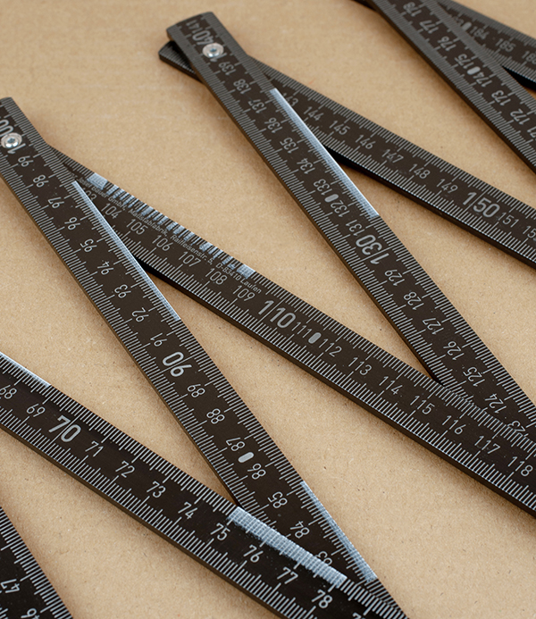 Hornbeam Folding Rule, Black, 2m