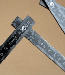 Hornbeam Folding Rule, Black, 2m