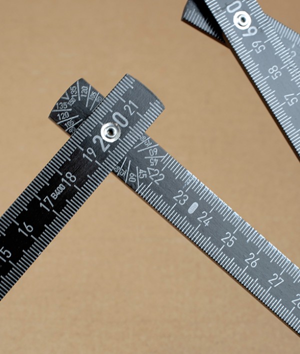 Hornbeam Folding Rule, Black, 2m