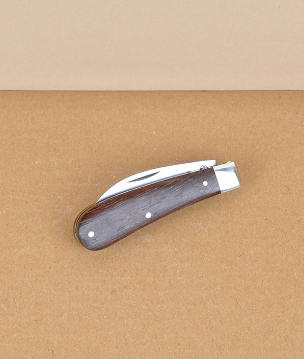 Arthur Wright & Son Peach Pruner