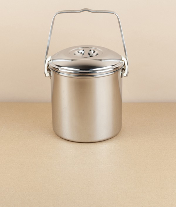 Billy Can lunch pot with locking handle