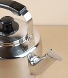 Whistling kettle with Bakelite handle, 3.5l