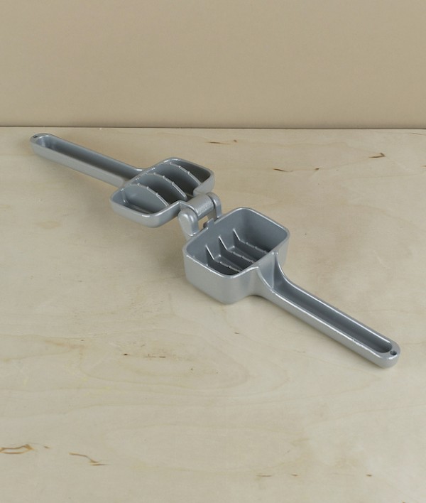 The 'Cuby' German Ice Crusher