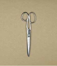 Dressmaking scissors