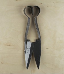 Large garden or topiary shears