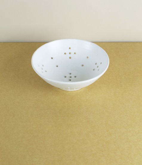 Medium berry bowl (17-18cm)