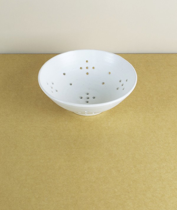 Stoneware berry bowls