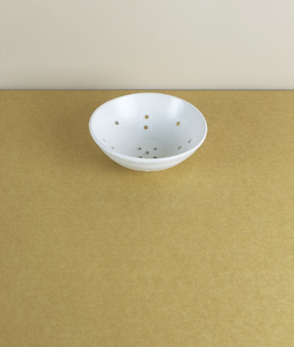 Stoneware berry bowls