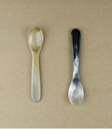 Ox-horn egg or baby spoon