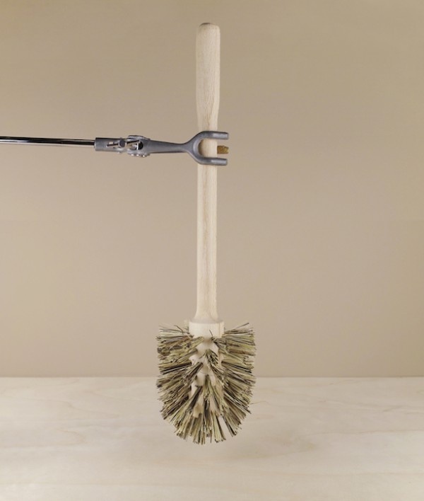 Beech and natural union fibre toilet brush
