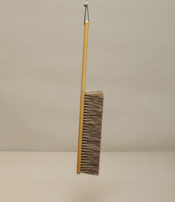 Snow Brush, Waxed Beech & Coconut
