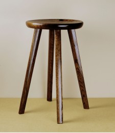 Ibazen Urushi lacquered Japanese oak stool