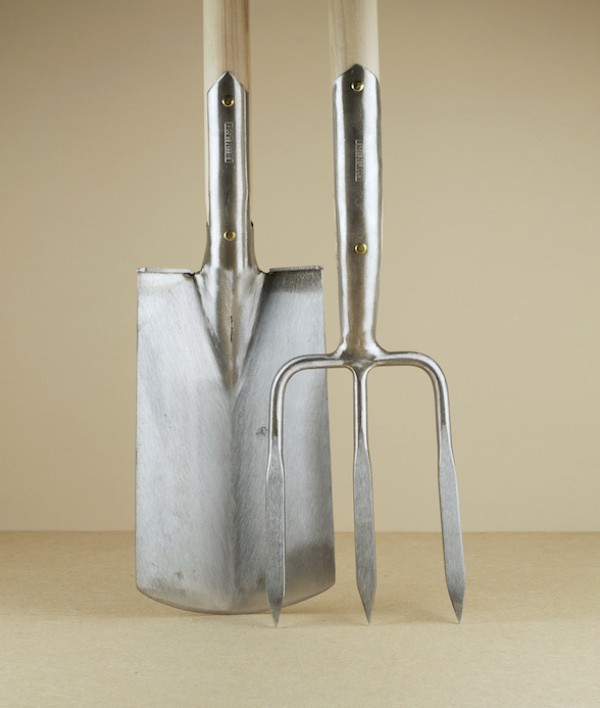 Sneeboer 3 tine digging fork