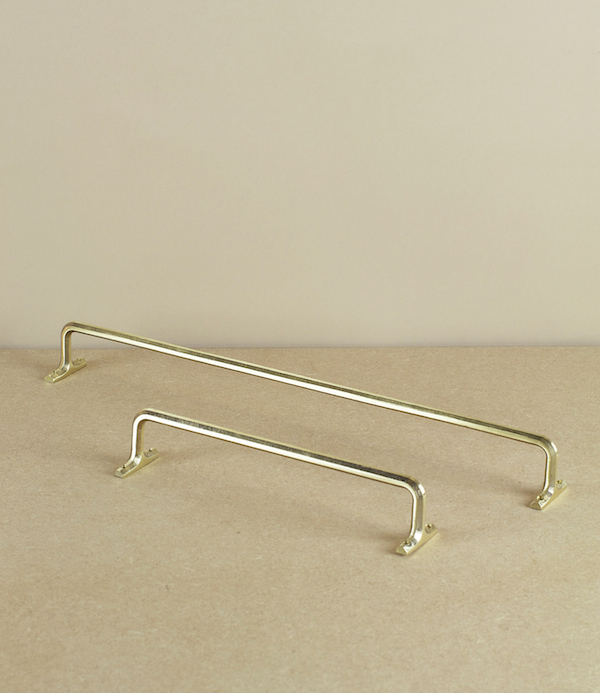 I-Hada Sand Cast Brass Towel Rail, Large