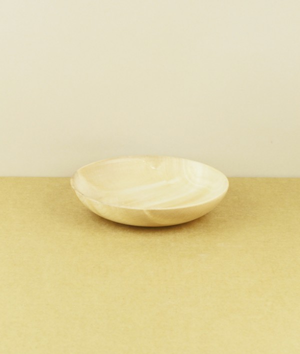 Hand-turned hardwood plate, 6 inches