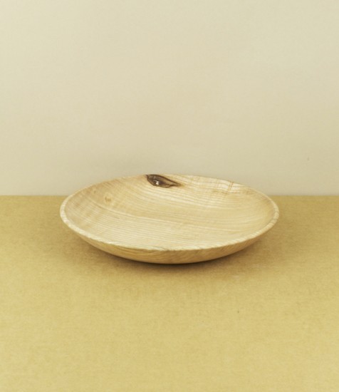 Hand-turned hardwood plate, 8 inches