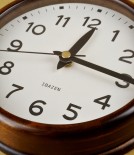 Ibazen Urishi lacquered Sakura clock