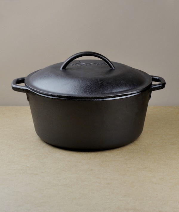 Lodge dutch oven for hobs, ovens or fires