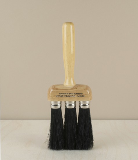 English Hog Bristle Three-Ring Dusting Brush